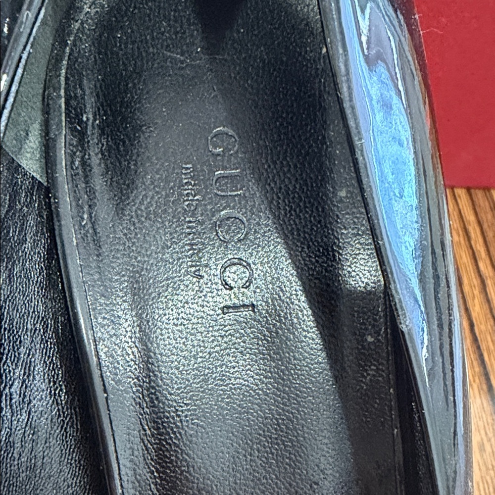 Gucci Black Patent Leather Pointed-Toe Heels - Picture 3 of 7